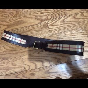 Burberry waist belt